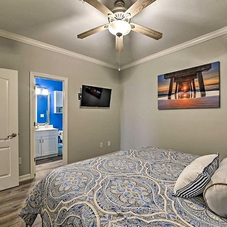 Modern Island Condo With Pool Steps To The Beach! South Padre Island Exteriér fotografie