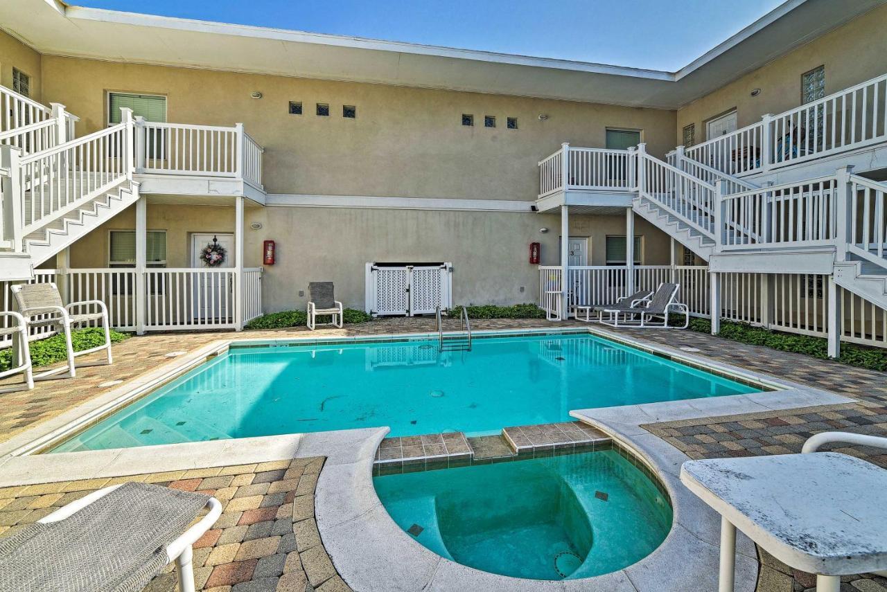 Modern Island Condo With Pool Steps To The Beach! South Padre Island Exteriér fotografie